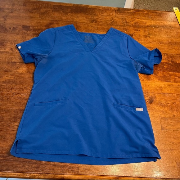 Figs Technical Collection Royal Blue Scrub Top size large PO# 2444 - Picture 1 of 8